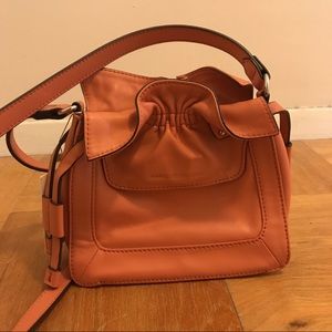 bucket bag crossbody